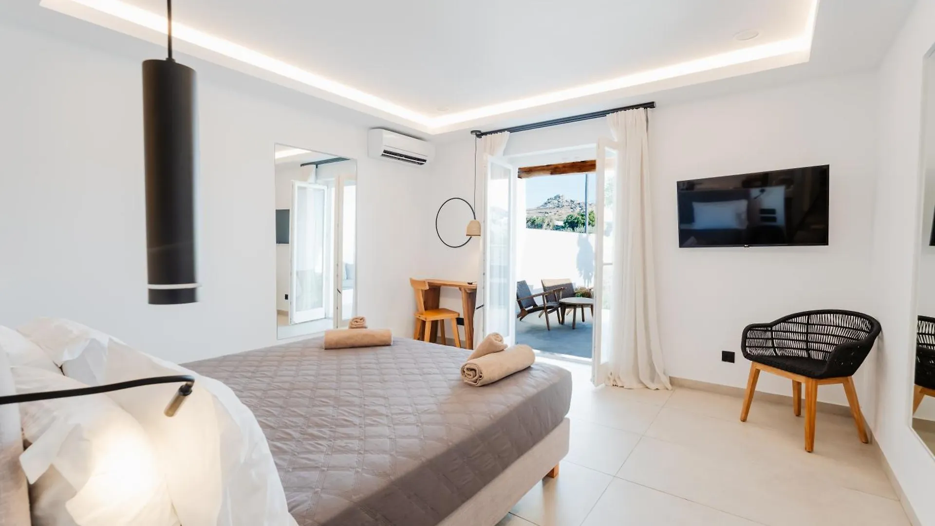Oliving Mykonos Luxury Suites 克洛瓦斯 4*,