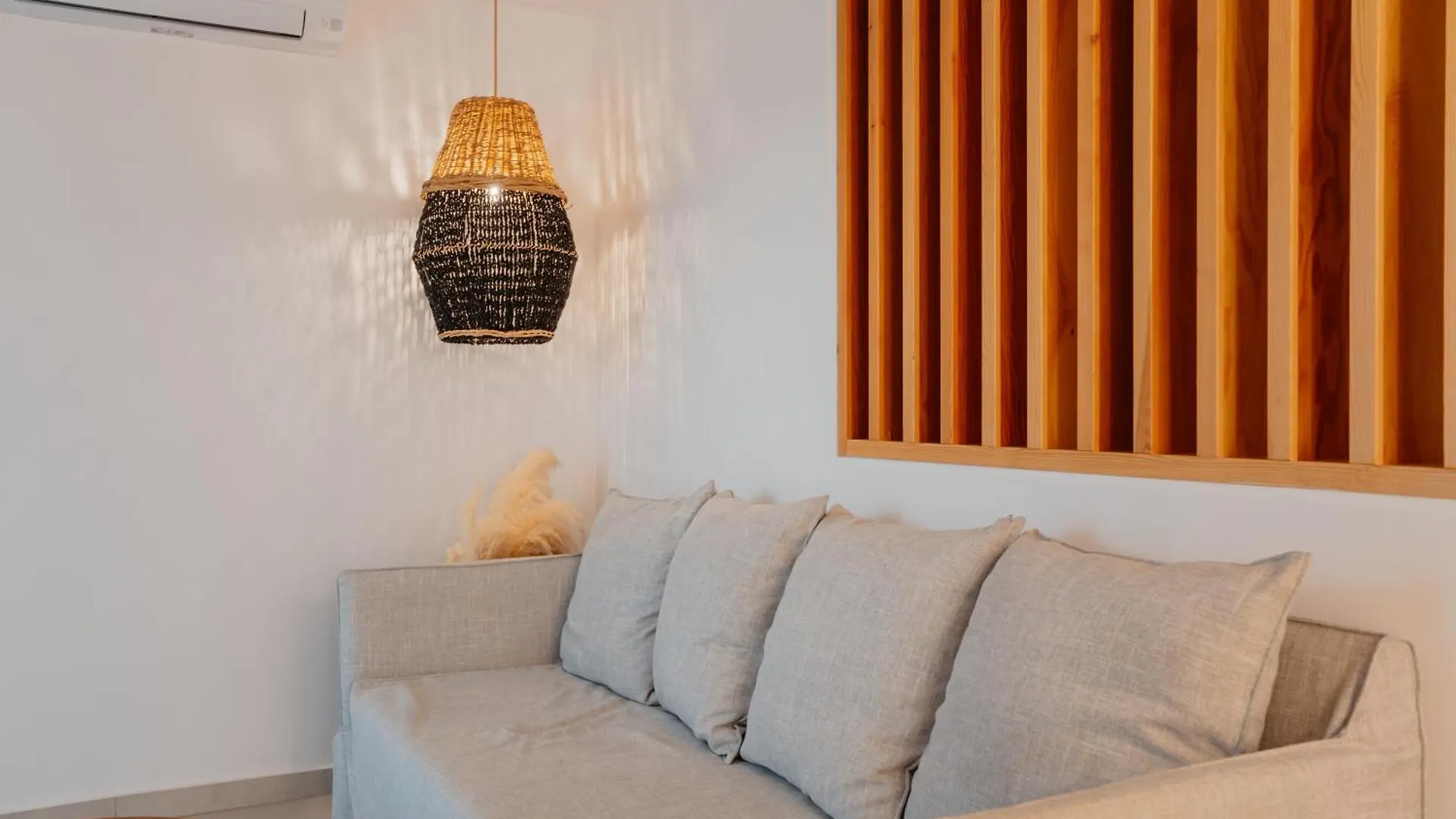 Oliving Mykonos Luxury Suites Klouvas Hotel