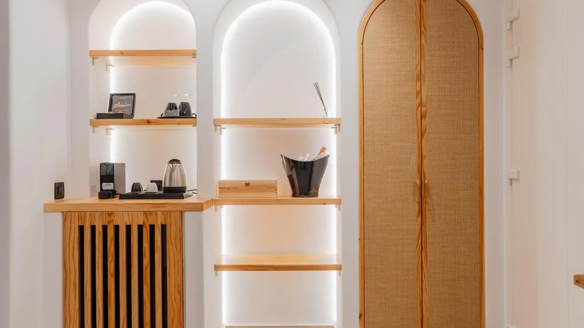 Oliving Mykonos Luxury Suites Klouvas Hotel
