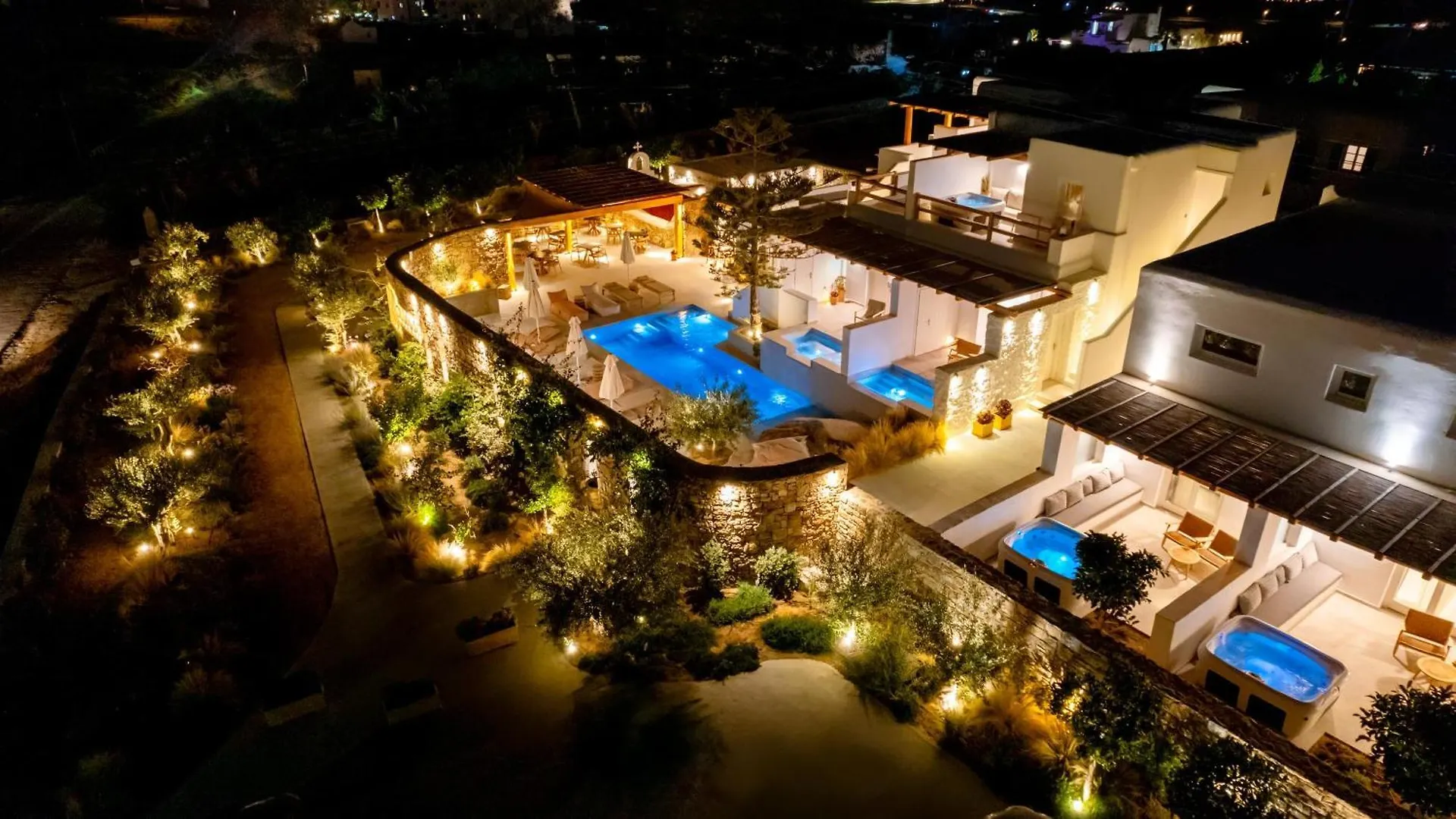 Oliving Mykonos Luxury Suites 克洛瓦斯 4*,