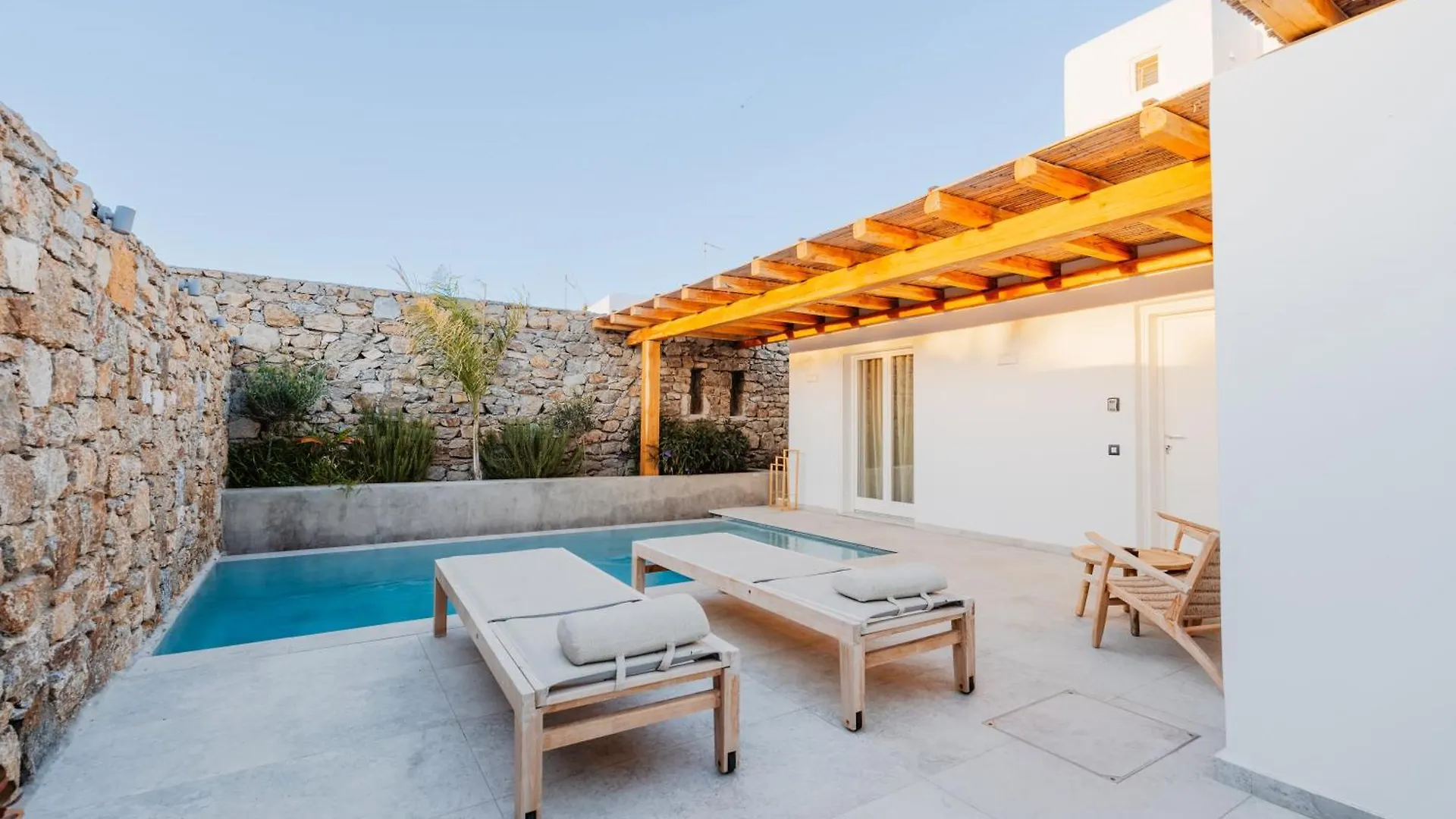 **** ホテル Oliving Mykonos Luxury Suites Klouvas ギリシャ