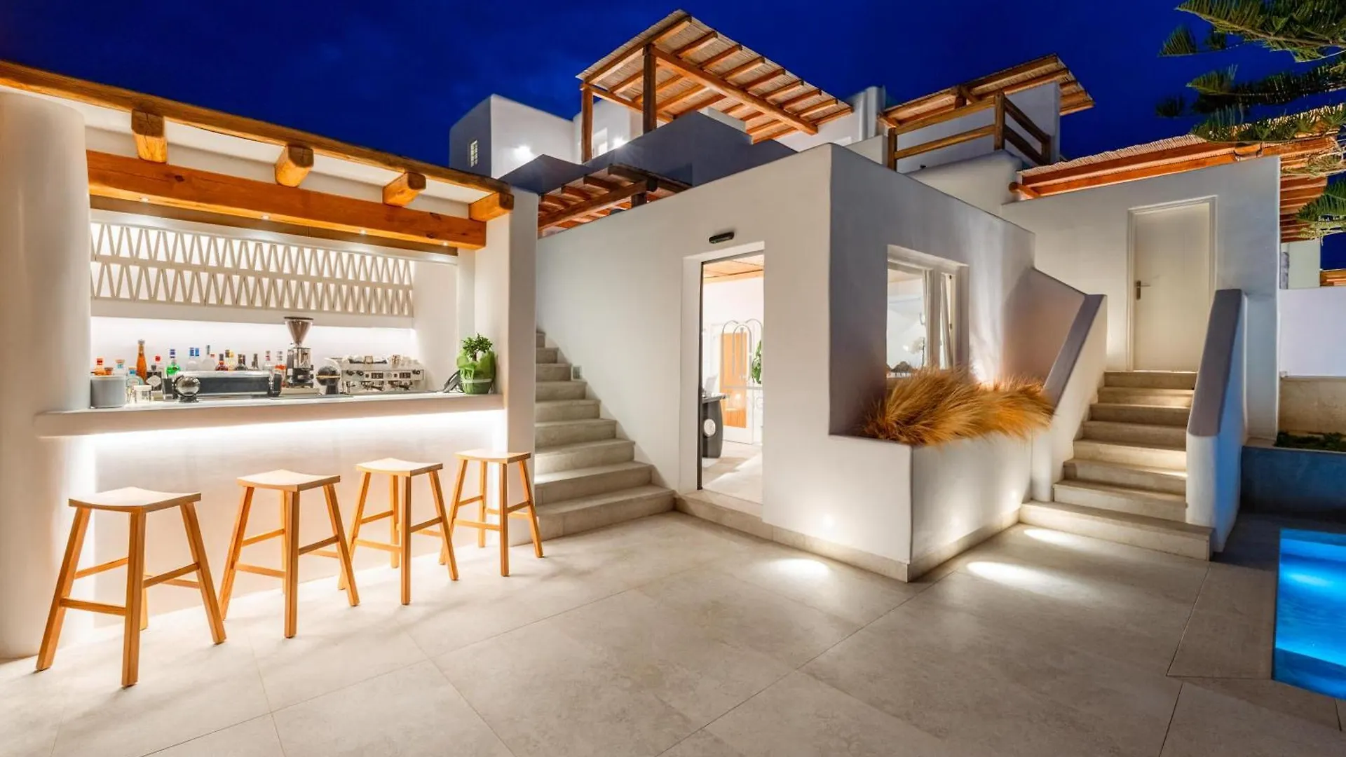 Oliving Mykonos Luxury Suites Klouvas ギリシャ